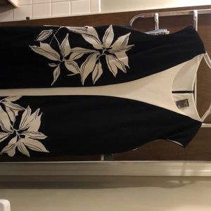 Taylor Woman sleeveless dress